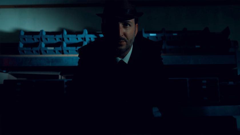 变形侦探 The Shapeshifting Detective_3